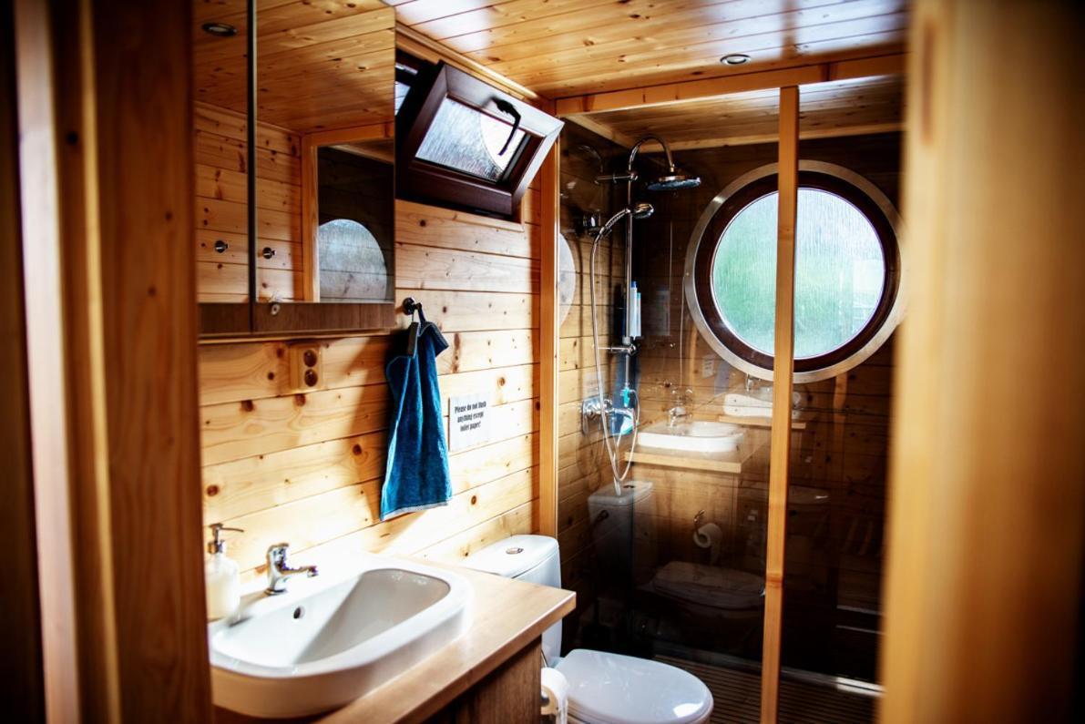 מלון Houseboat Bonanza פראג מראה חיצוני תמונה