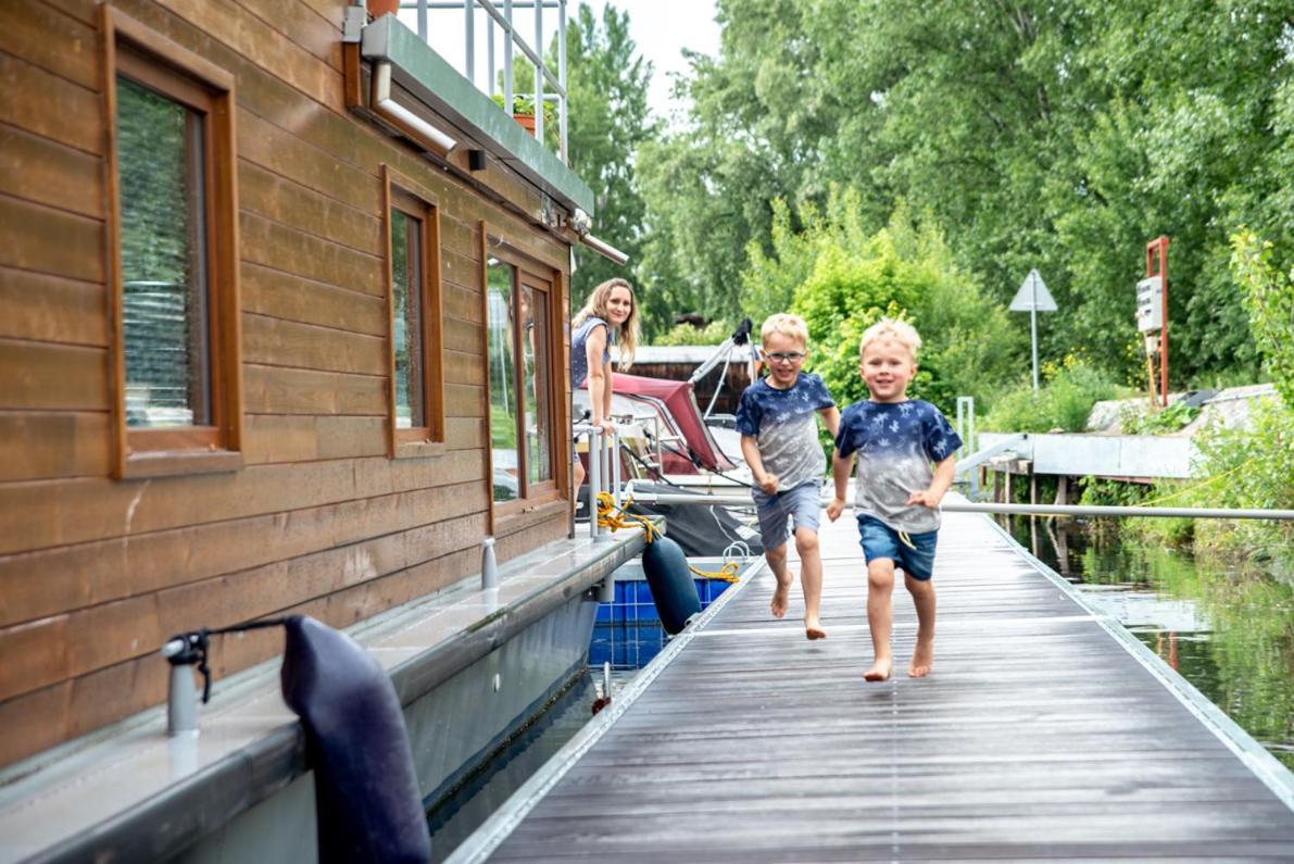 מלון Houseboat Bonanza פראג מראה חיצוני תמונה